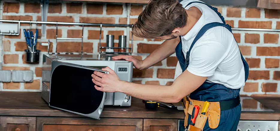 In-Home Microwave Repair in Hudson